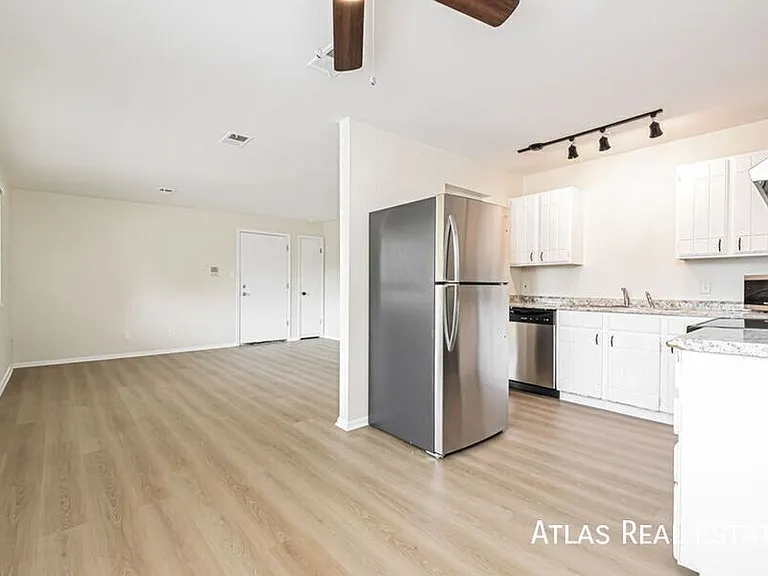 9411 W 65th Ave — Photo 4