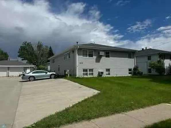 1010 18 1/2 St S, Moorhead, MN 56560