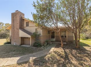 11683 Post Oak Ln, Bryan, TX 77807