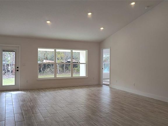 2nd image of 14159 Goldfinch Rd