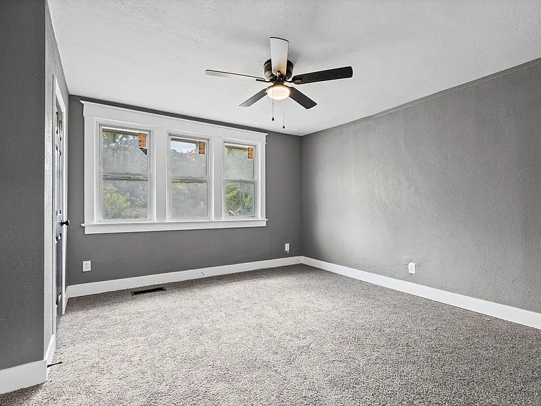 3828 Chestnut Ave — Photo 12