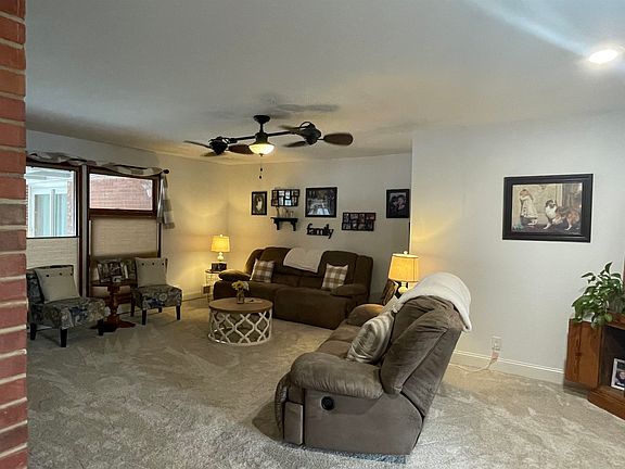 5th image of 1819 E 12th Ave
