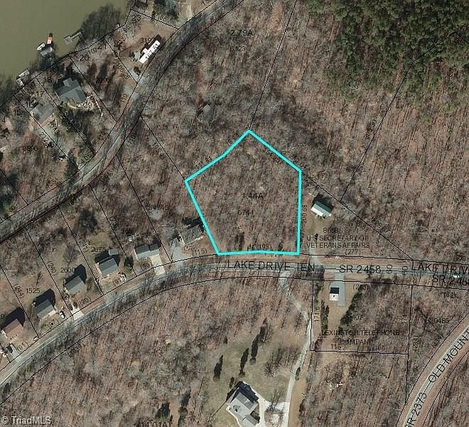 1st image of 0 Lake Dr #10