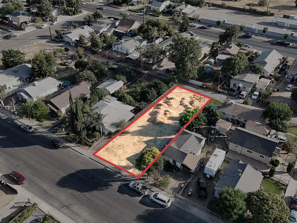 2nd image of 227 S P Street