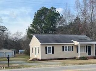 5233 Hobbton Hwy, Clinton, NC 28328