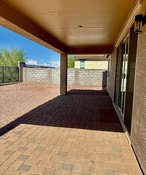 10728 W Brooklite Ln — Photo 3