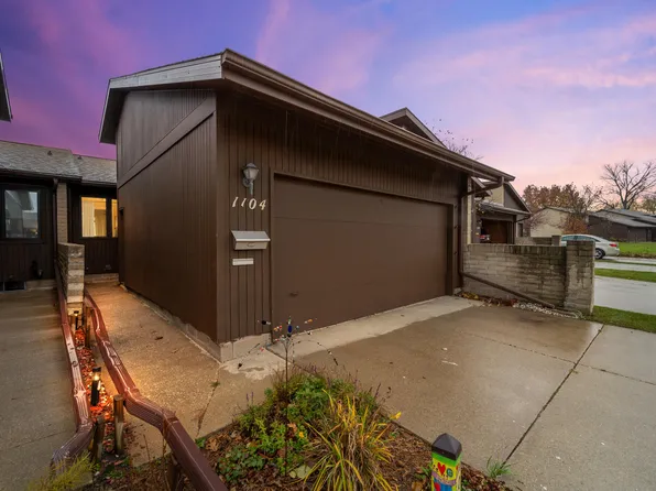 1104 Johnson St, Ames, IA 50010