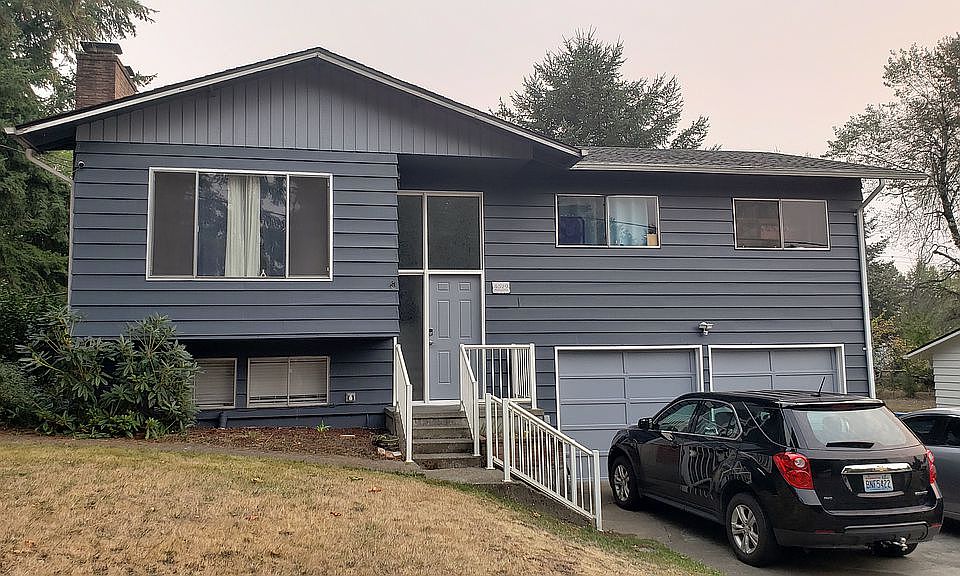 1st image of 4529 Montclair Dr SE