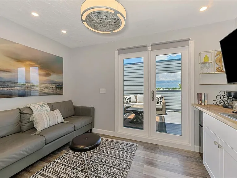 2400 N Beach Rd #17 — Photo 39