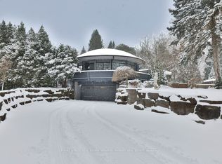 1352 Nocturne Ct, Mississauga, ON L5H 2L8