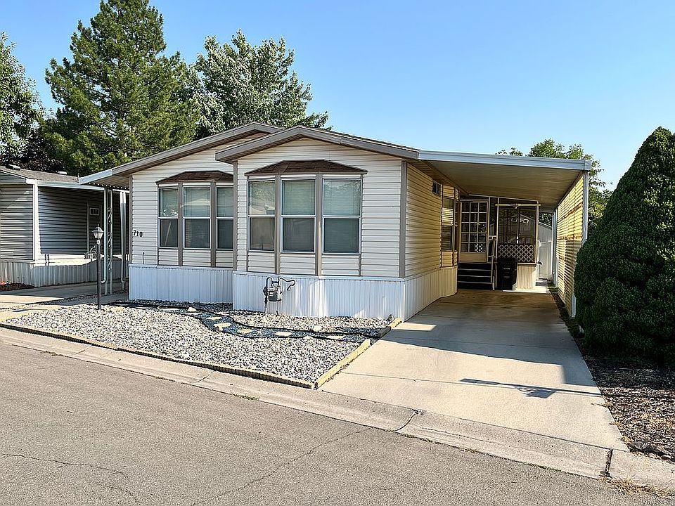 1st image of 710 W Monte Azul