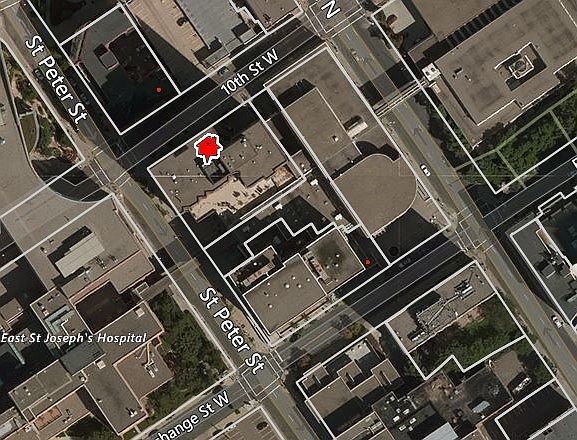 2nd image of 26 10th St W Unit 1903