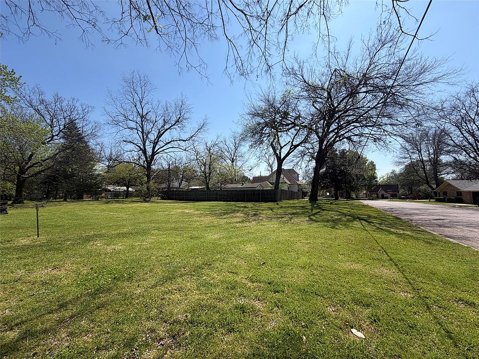 1st image of Pecan St