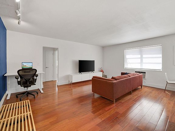 2nd image of 220 Meridian Ave APT 6