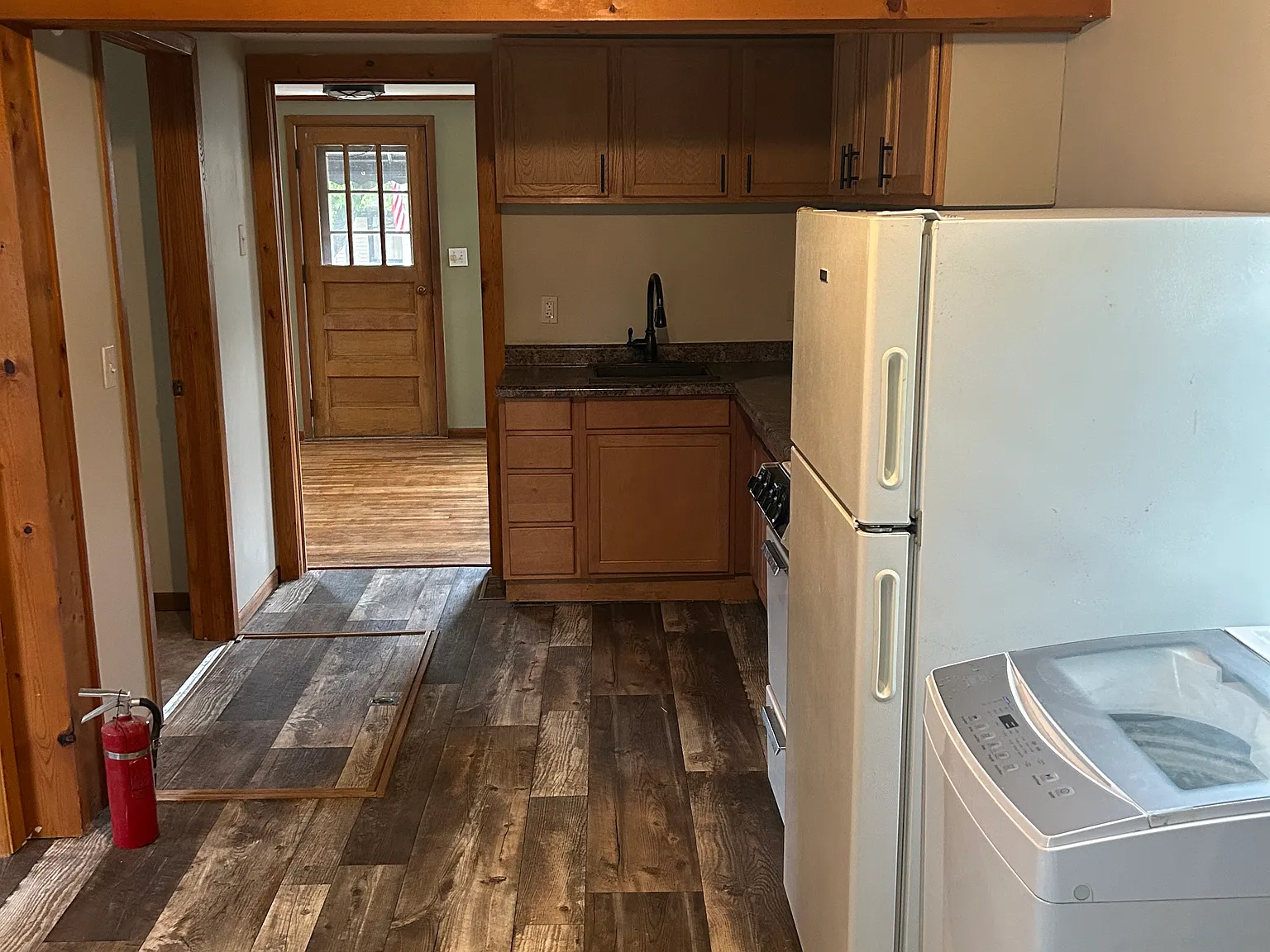 1 bed, 570 sqft, $850 — Photo 3
