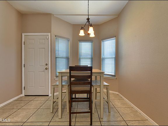 5th image of 10782 Adin St