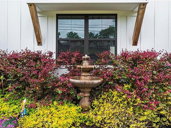 4th image of 6125 Union Hill Rd