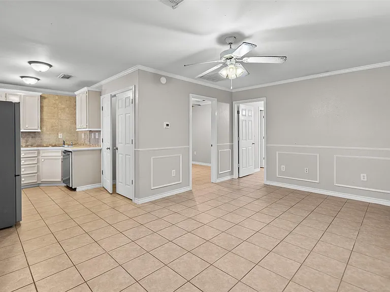 7900 Tri City Beach Rd #B — Photo 10
