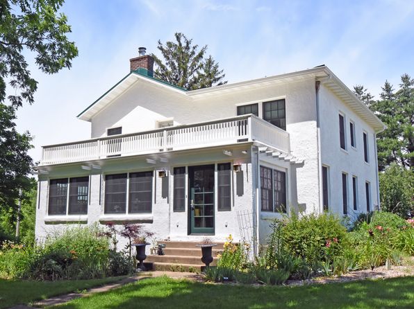 600 E Main St