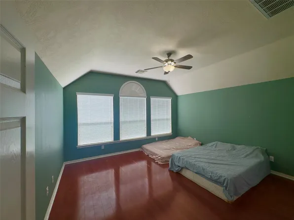 1903 Lavender Field Dr, Sugar Land, TX 77479