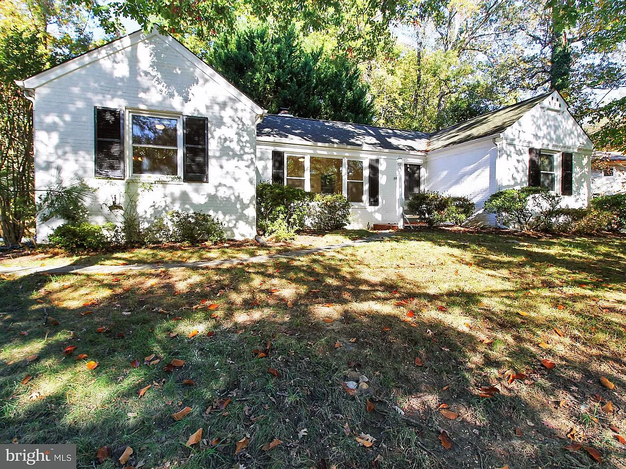 5631 Massachusetts Ave photo 1