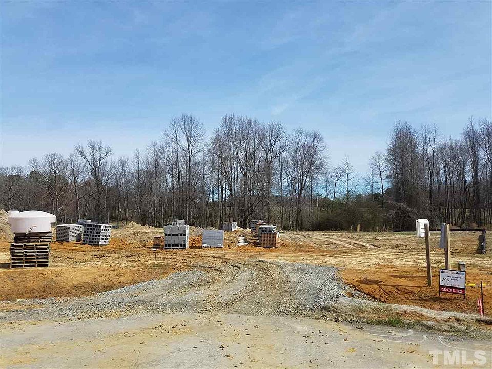 2nd image of 1004 Farmdale Field Ln