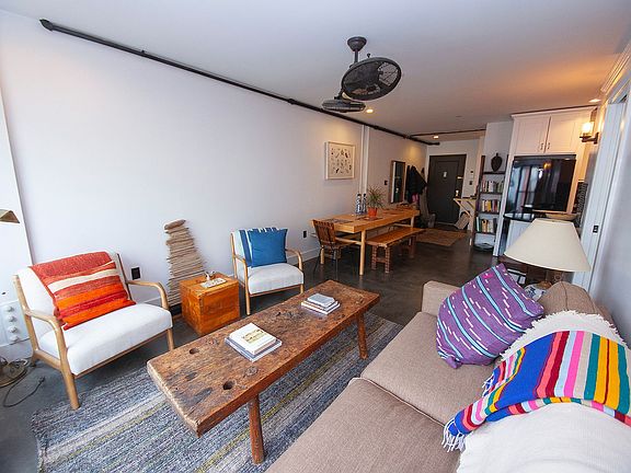2nd image of 149 Wythe Ave #202