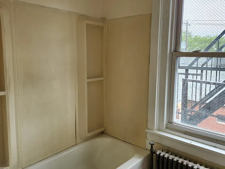 1145 Penn Ave #2 — Photo 7