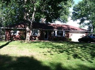 7528 Indian Rd, Temperance, MI 48182