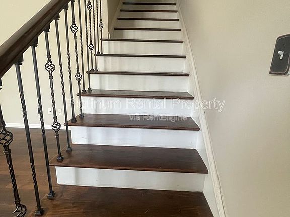 5th image of 6940 Roswell Rd Unit 19A