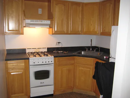 Rented by Magnone Real Estate | media 48