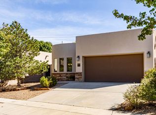1424 Vinca Trl NE, Albuquerque, NM 87112