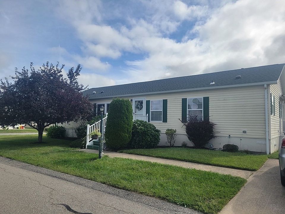 136 Lark Ln, Tiverton, RI 02878 Zillow