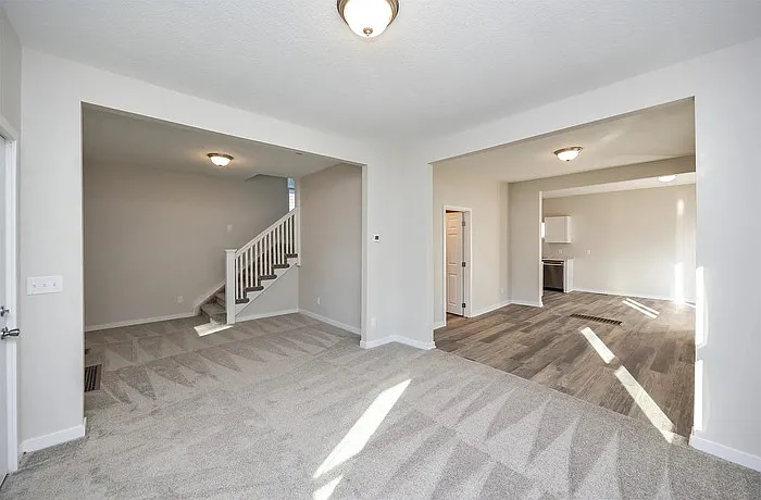 1332 E Sheridan Ave — Photo 4