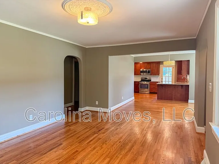 46 Long Forest Dr — Photo 7