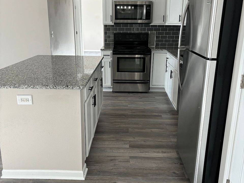 Chevalia Ridge Apartments Grimes 1951 N James St Grimes IA Zillow