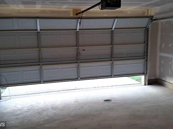2 car garage