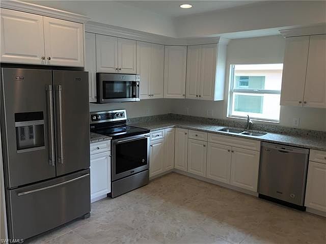 1st image of 27740 S Roslin Pl
