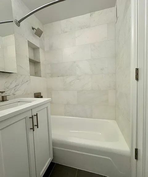 155 W 68th St #1810 — Photo 10