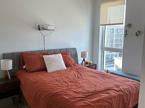 3rd image of 1099GERMANTO W North St #530