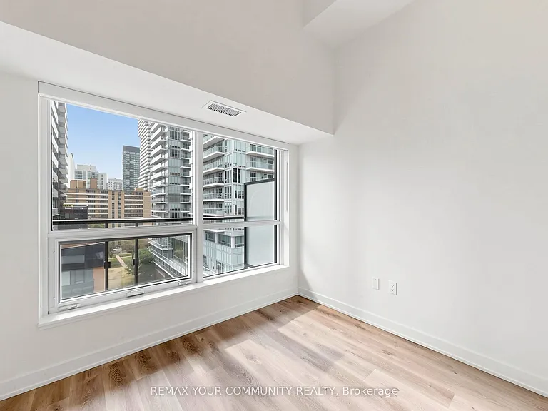 110 Broadway Ave E #819 — Photo 18
