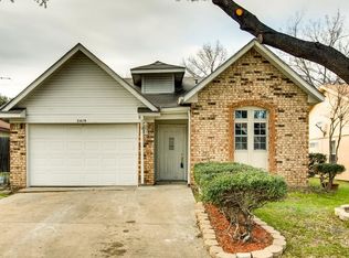 2419 Beverly Hills Ln, Mesquite, TX 75150