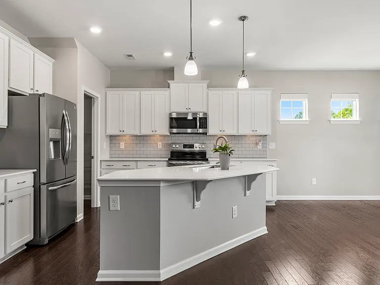 5009 Glenellen Way — Photo 10