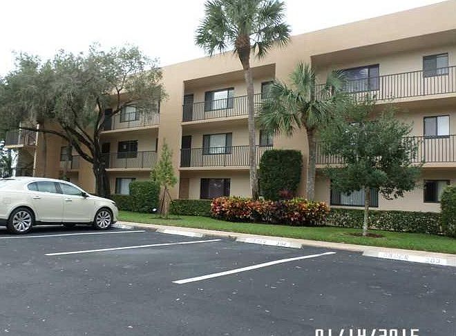 1st image of 7544 Ashmont Cir