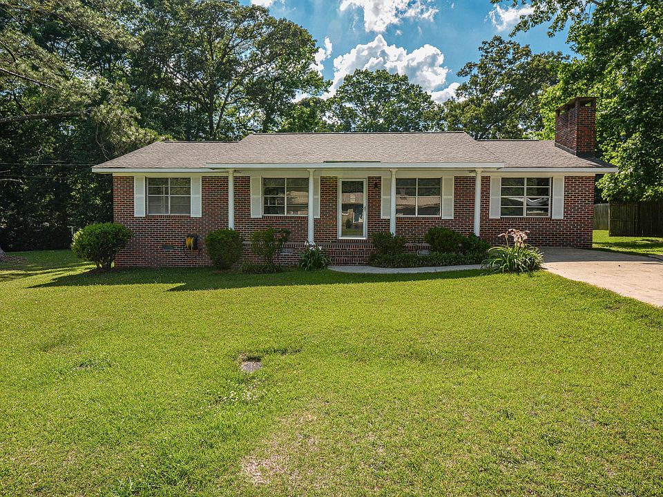 1st image of 249 Lorena Dr