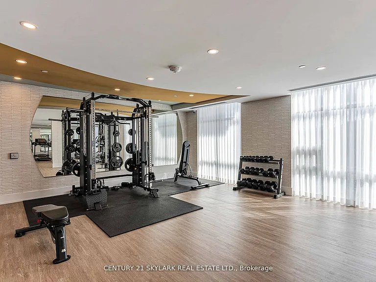 460 Dundas St E #701 — Photo 32