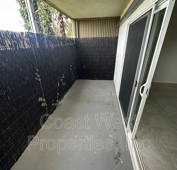 Mauna Loa Apartments — Photo 18