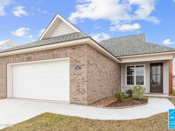 105 Carreras Ln, Maurice, LA 70555