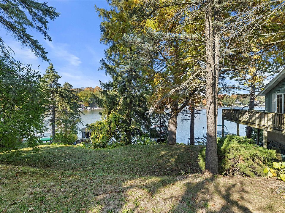 N53W34956 Road B, Oconomowoc, WI 53066 | MLS #1946032 | Zillow