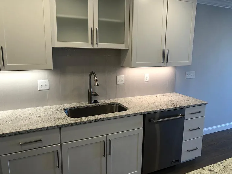 1400 Centre St #203 — Photo 2